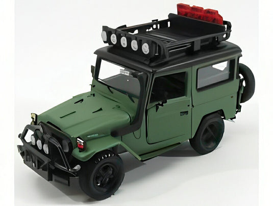 【予約】TOYOTA FJ40 ランドクルーザー ハードトップ クローズ オフロードバージョン 1980 マットグリーンブラック/Motor Max 1/24ミニカー