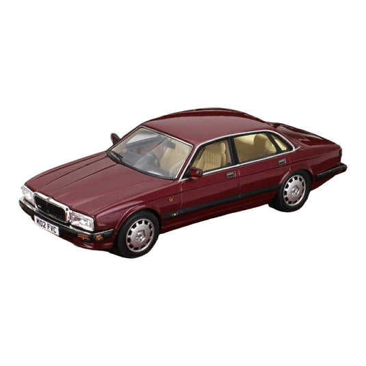 【予約】 Jaguarジャガー XJR (XJ40) 1991 レッド / Matrix 1/43 ミニカー