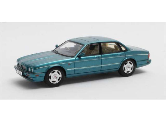 1994 1997 ジャガー XJR X300 ターコイズ/ Matrix  1/43 ミニカー