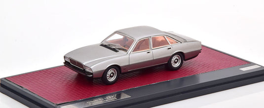 Jaguar XJ 12PF ピニンファリーナ 1973 限定408個 / Matrix 1/43 ミニカー
