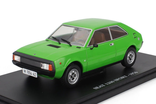 SEATセアト 1200 SPORTスポーツ 1976 グリーン CENTAURIA-AUTO-VINTAGE-EUROPE-COLLECTION / EDICOLA 1/24 ミニカー