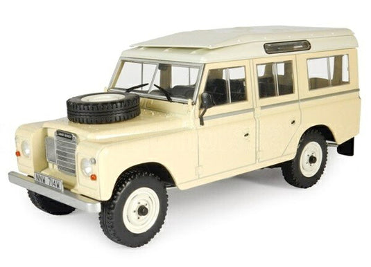 【予約】LAND ROVERランドローバー LAND 109 MKIII 1980 サンド CENTAURIA-AUTO-VINTAGE-EUROPE-COLLECTION / EDICOLA 1/24 ミニカー