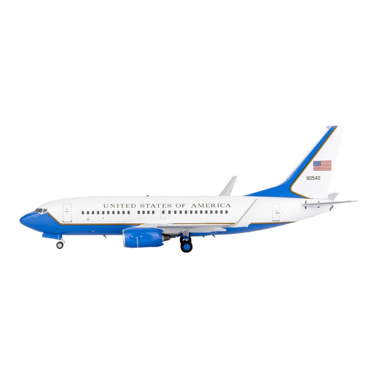 アメリカ空軍 US Air Force ボーイング C-40B (737-700 BBJ) / NG Models 1/200 飛行機模型 ミリタリー