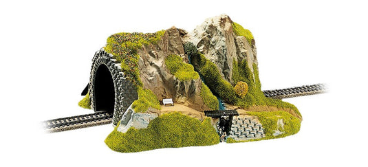 HOゲージ 鉄道模型 ストラクチャー Noch 1線 直線 34 x 27cm 高さ16cm 1 track straight 34 x 27 cm 16 cm high