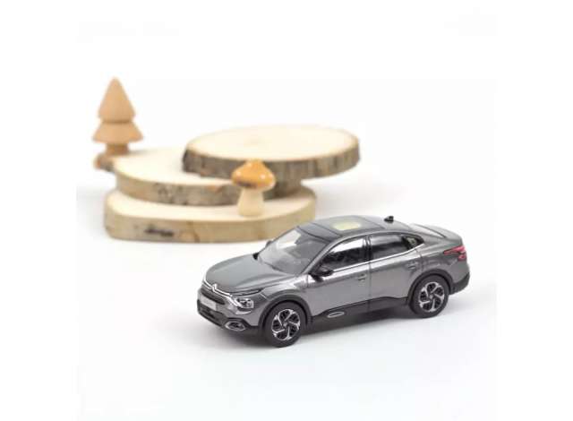 2023 Citroen C4 X プラチナグレー/Norev 1/43ミニカー
