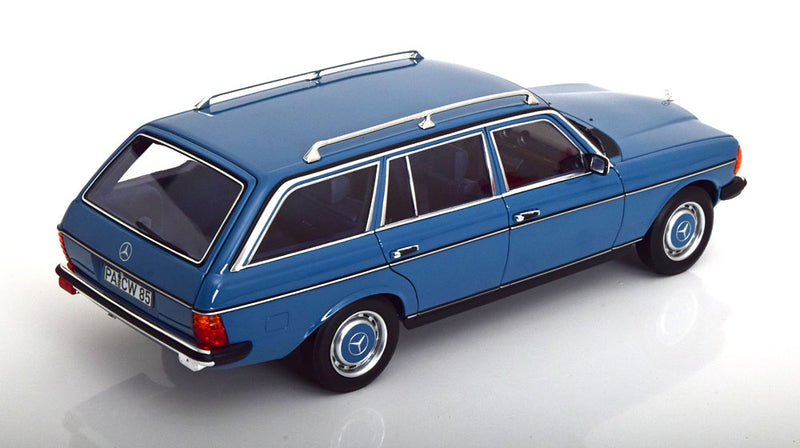 ギャラリービューアに画像をロードする, Mercedes 200 S123 Tモデル 1980/ Norev 1/18 ミニカー
