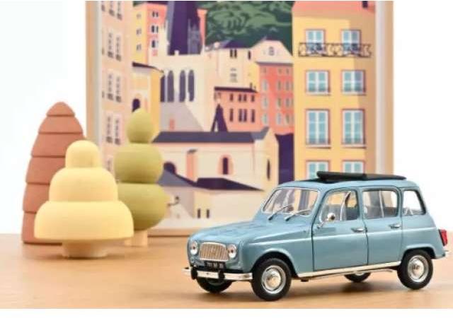 1966 ルノー 4 L フレンチブルー/ Norev  1/18 ミニカー