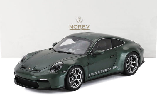 PORSCHE 911 992 S/T クーペ 2023 グリーンメタリック / Norev 1/18 ミニカー