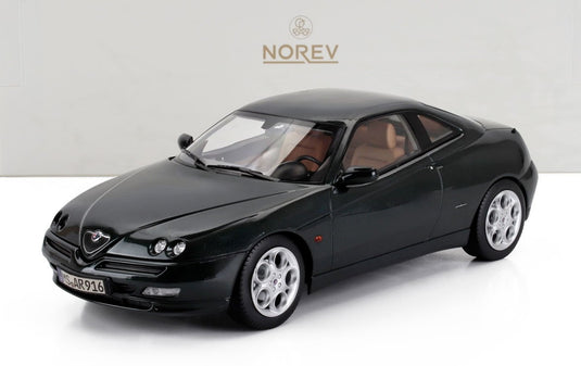 ALFA ROMEO GTV 2001 グリーン/ Norev 1/18 ミニカー