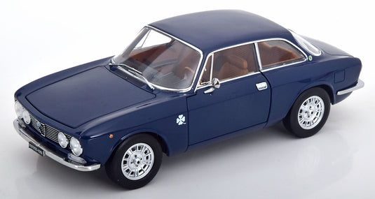 Alfa Romeo 1300 GT ジュニア 1973 限定500台 ドア開閉/ Norev 1/18 ミニカー