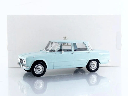 ALFAROMEOアルファロメオ Giuliaジュリア TI 1964 / Norev 1/18 ミニカー