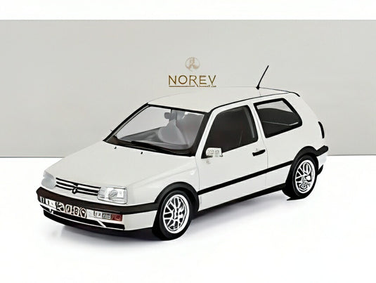 VOLKSWAGEN GOLF III GTi 1996 ホワイト/ Norev 1/18 ミニカー