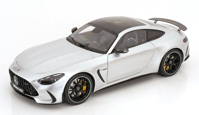 Mercedes AMG GT 63 C192 クーペ Mercedes特注 ドア開閉/ NZG 1/12 ミニカー