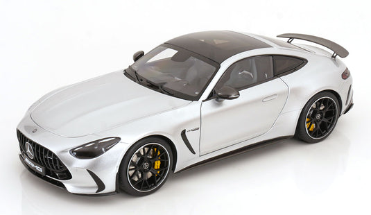 Mercedes AMG GT 63 C192 クーペ Mercedes特注 ドア開閉/ NZG 1/12 ミニカー