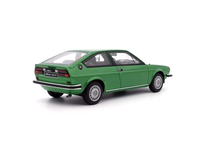 ギャラリービューアに画像をロードする, 1976 Alfa Romeo Sud Sprint レジンシリーズ green metal faito/OTTO 1/18ミニカー 999台限定
