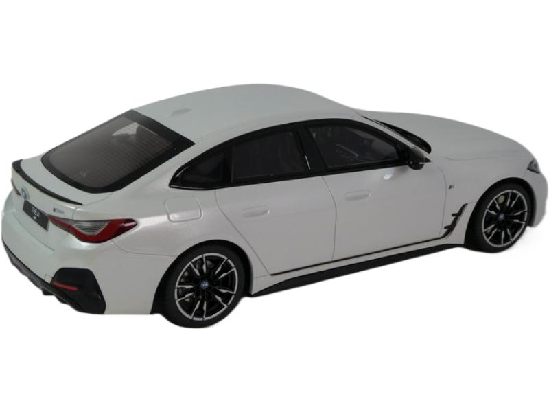 ギャラリービューアに画像をロードする, BMW i4 M50/ OTTO 1/18 ミニカー
