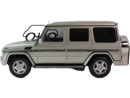 MercedesBenz Gクラス G55 AMG 2003 イリジウムシルバー/ OTTO 1/18 ミニカー