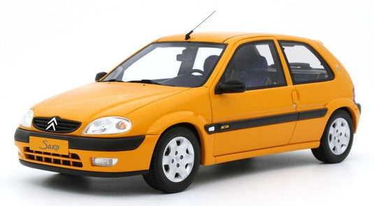 【予約】2026年発売予定CITROENシトロエン サクソ 1.4 2000 イエロー / OTTO-MOBILE 1/18 ミニカー