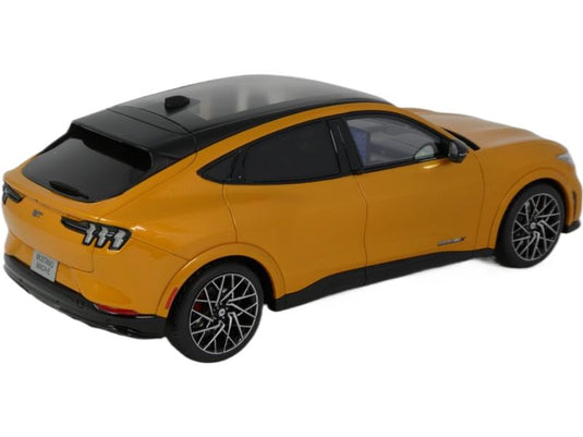 Ford マスタング Mach-E GT パフォーマンス/ OTTO 1/18 ミニカー