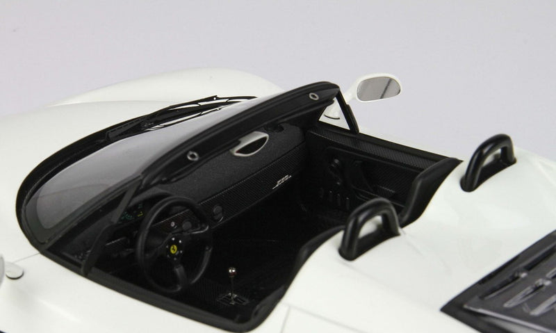ギャラリービューアに画像をロードする, Ferrari F50 Coupe 1995 Spider VersionBianco Avus Ruote Race/BBR 1/18ミニカー
