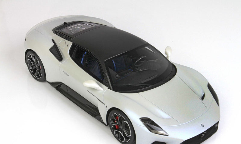 ギャラリービューアに画像をロードする, Maserati MC20Bianco Audace /Carbon Roof/BBR 1/18ミニカー
