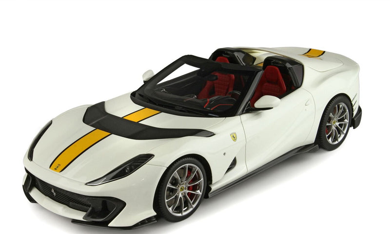 ギャラリービューアに画像をロードする, Ferrari 812 Competizione AAvus White Con Riga Gialla/BBR 1/18ミニカー
