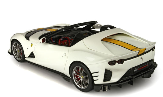 Ferrari 812 Competizione AAvus White Con Riga Gialla/BBR 1/18ミニカー