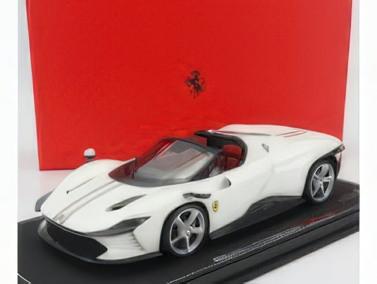 FERRARI  DAYTONA SP3 OPEN ROOF ICONA 2022 BIANCO ITALIA  WHITE/BBR 1/18ミニカー