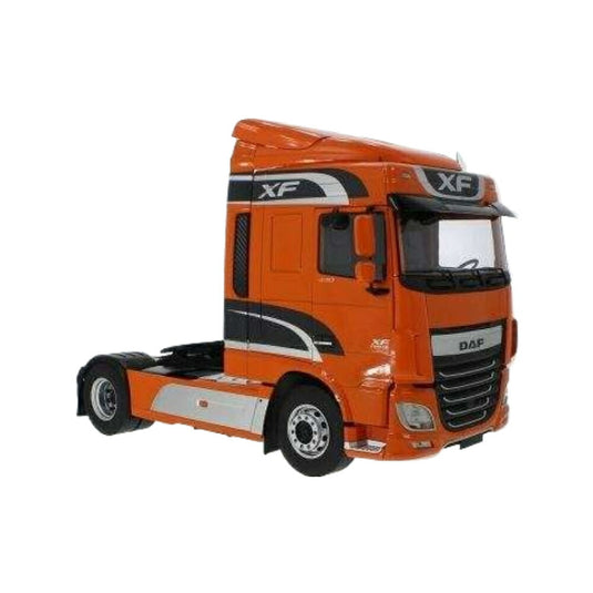 DAF XF Space Cab orange 2016 トラック / Premium ClassiXXs 1/18 建設機械模型 工事車両