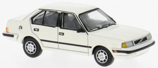 【予約】2026年発売予定VOLVOボルボ 360 1985 WHITE / PREMIUM CLASSIXXS 1/87 ミニカー