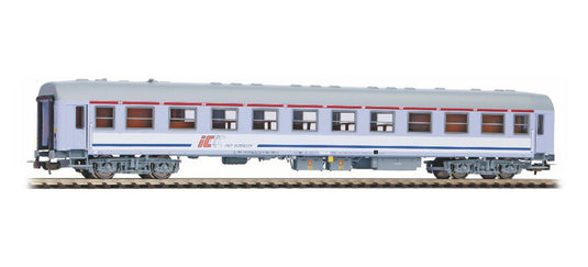 HOゲージ 鉄道模型 客車 Piko ピコ PKP Intercity Dining car 113AM epoch VI DC