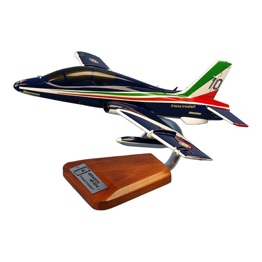 イタリア空軍 フレッチェ・トリコローリ Frecce Tricolori アエルマッキ MB339 / PS Models 1/30 飛行機模型 ミリタリー