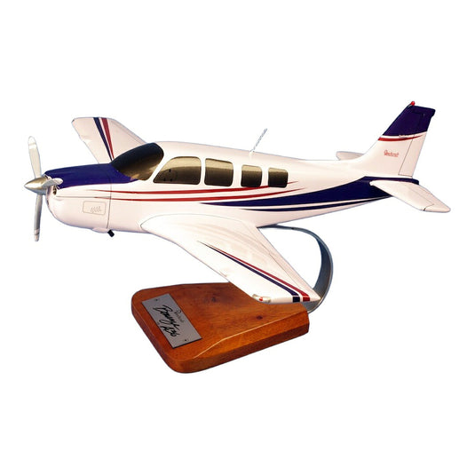 ビーチ A35 ボナンザ / PS Models 1/24 飛行機模型 旅客機