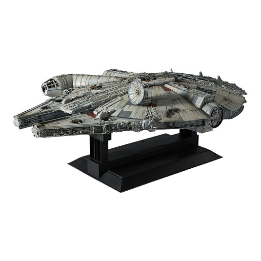 スター・ウォーズ Star Wars ミレニアム・ファルコン パーフェクトグレード Perfect Grade / Revell 1/72 飛行機模型