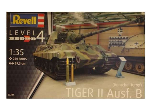 タイガーII Ausf.B (ヘンシェル砲塔) レベル4 プラモデルキット/Revell 1/35模型