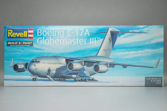 Boeing C-17A Globemaster III 組み立てプラモキット模型 飛行機 /Revell 1/144