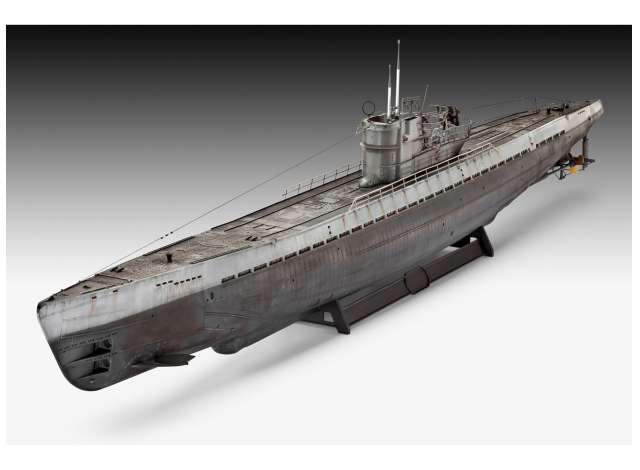 ドイツ潜水艦 タイプIX C (U505) プラチナエディション レベル5 プラモデルキット/Revell 1/72模型