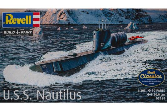 U.S.S. Nautilus submarine 潜水艦ノーチラス 組み立てプラモキット模型 /Revellレベル 1/305