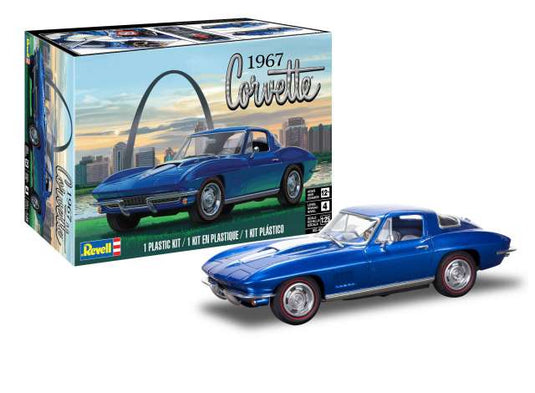 1967 Corvette クーペ レベル4 プラモデルキット/Revell 1/25模型