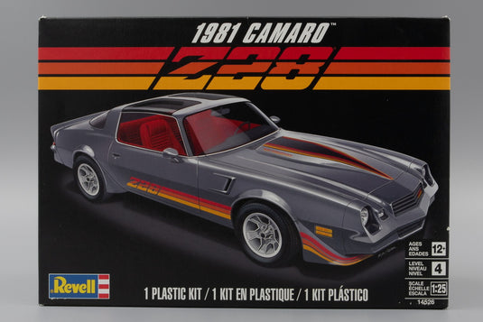 Chevroletシボレー Camaro Z 28 1981 組み立てプラモキット模型 /Revellレベル 1/25