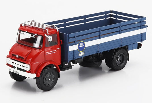 EBROエブロ C700 トラック 1964 レッドブルーホワイト SALVAT-CAMIONES-Y-AUTOBUSES-ESPANOLES-COLLECTION / EDICOLA 1/43 ミニカー