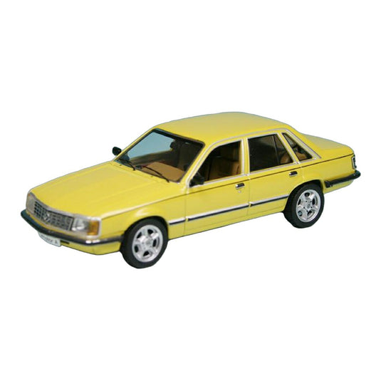 Opelオペル Senator A イエロー 2000台限定 / Schuco 1/43 ミニカー