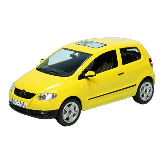 VWフォルクスワーゲン Fox 2005 イエロー 1000台限定 / Schuco 1/43 ミニカー