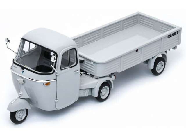 Vespa Pantero グレー/ Schuco  1/18 ミニカー