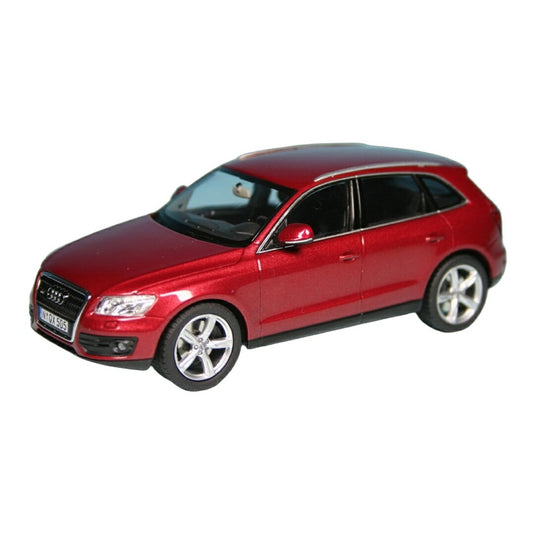 Audiアウディ Q5 3.0 TDI 2008 レッド 1500台限定 / Schuco 1/43 ミニカー
