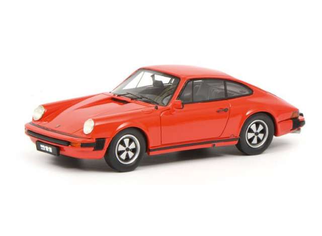 1977 Porsche 911 クーペ レッド/Schuco 1/18ミニカー