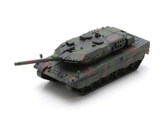 レオパルト 2A6 ドイツ陸軍 カモフラージュ/ Schuco  1/87 ミニカー
