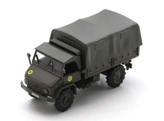 メルセデスベンツ ウニモグ S404 ドイツ陸軍 グリーン/ Schuco  1/87 ミニカー