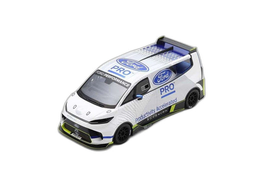 Ford Transit SuperVan 4 2000HP 2022 トラック / Schuco 1/18 建設機械模型 工事車両
