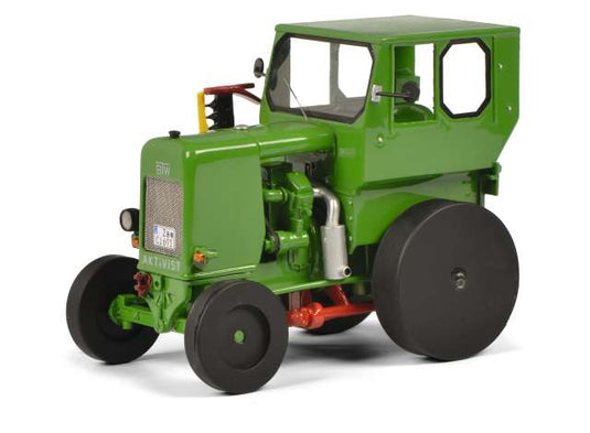 IFA RS 03 アクティビスト グリーン/Schuco 1/32ミニカー 750台限定